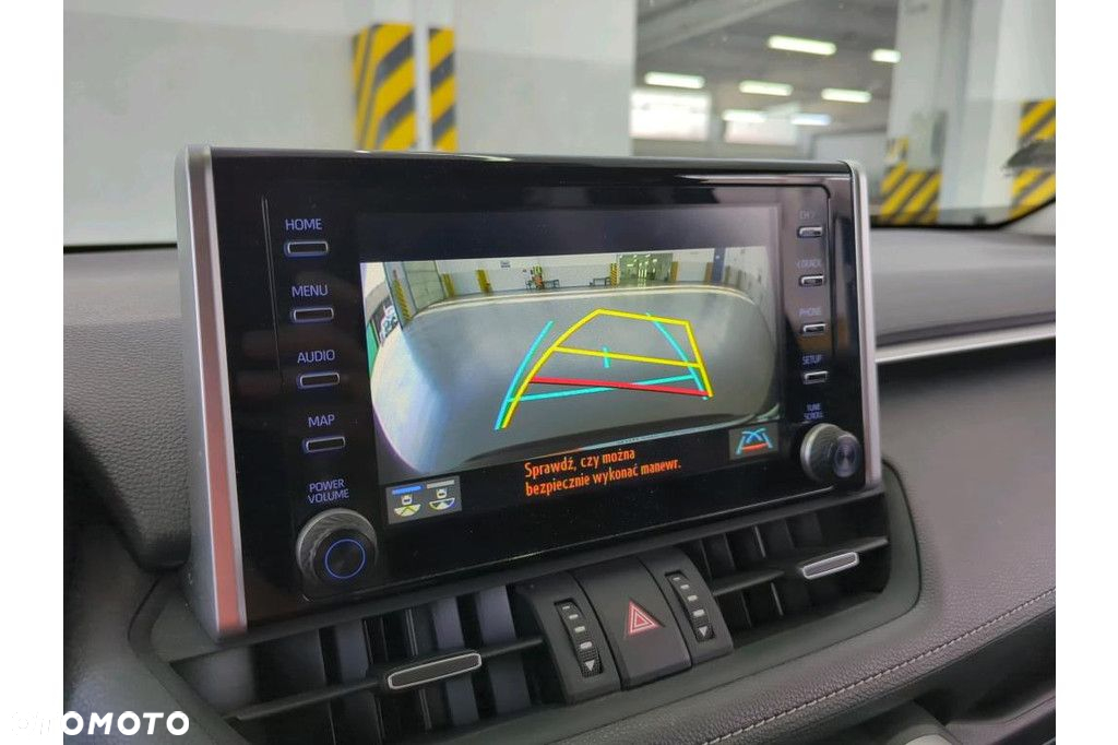 Toyota RAV4 - 6