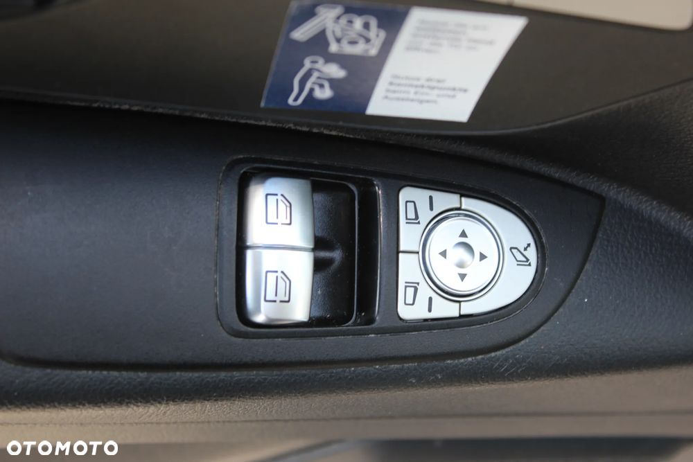 Mercedes-Benz vito - 22
