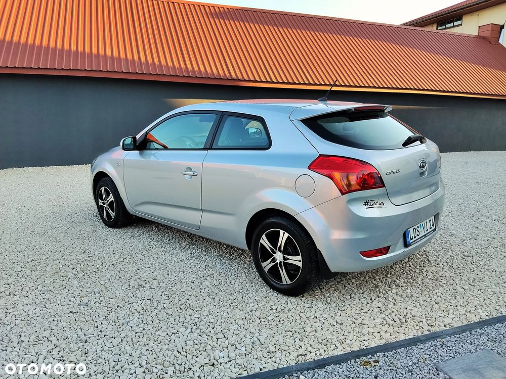 Kia ProCeed 1.6 CVVT Vision - 18