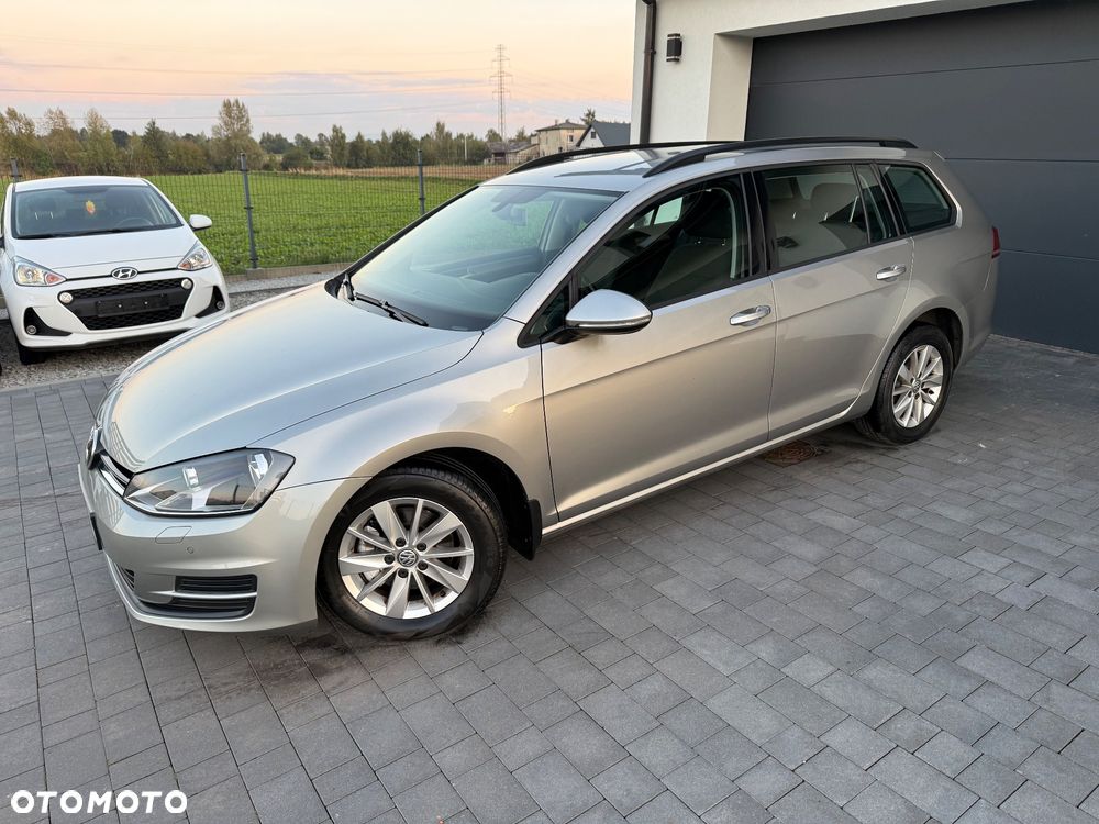 Volkswagen Golf - 6