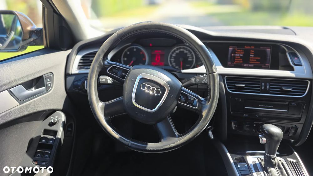 Audi A4 Avant 2.0 TDI DPF multitronic Ambiente - 22
