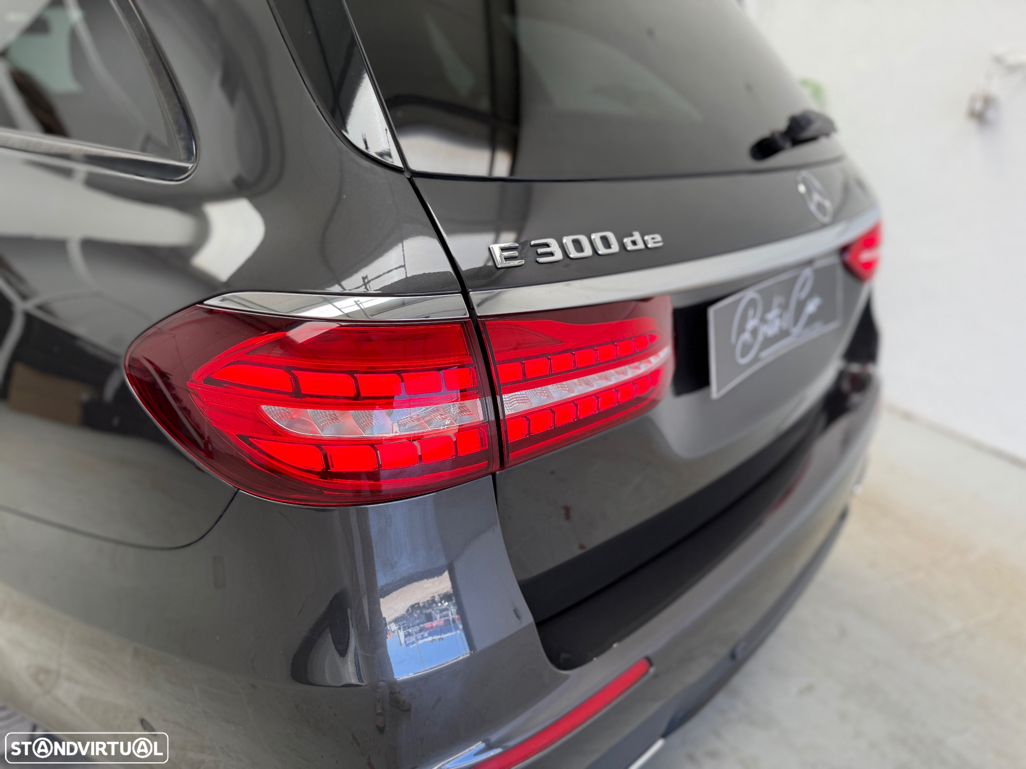 Mercedes-Benz E 300 de AMG Line - 26