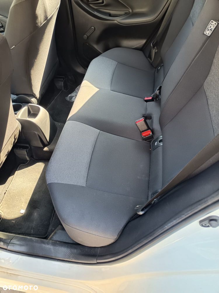 Toyota Yaris 1.0 Active - 25