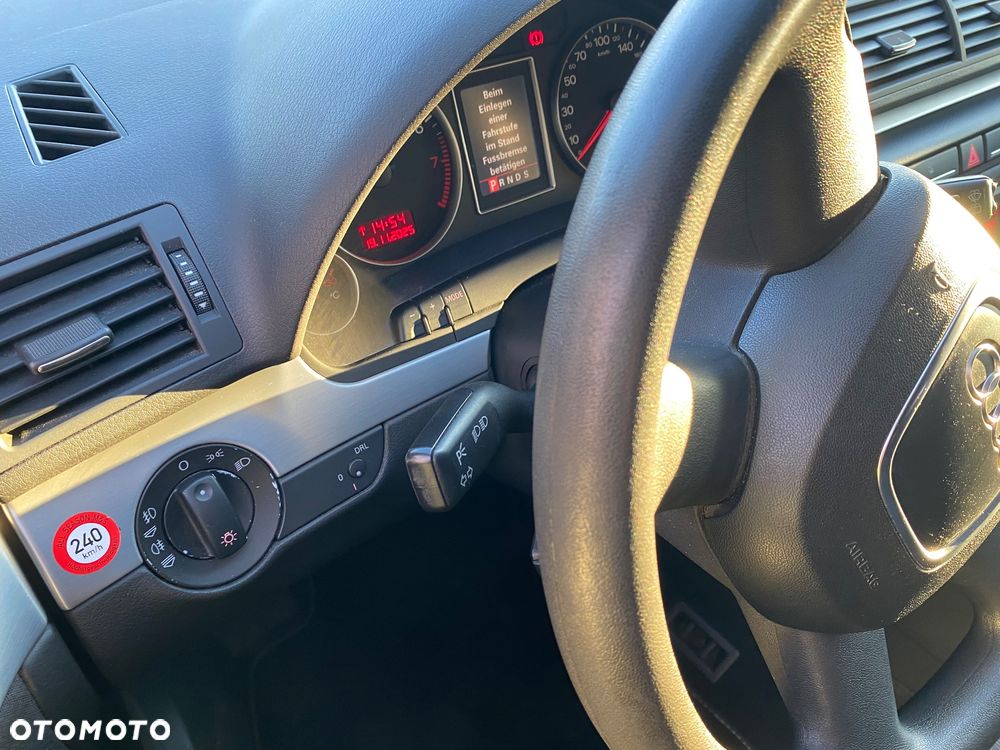 Audi A4 Avant 1.8T Multitronic - 29