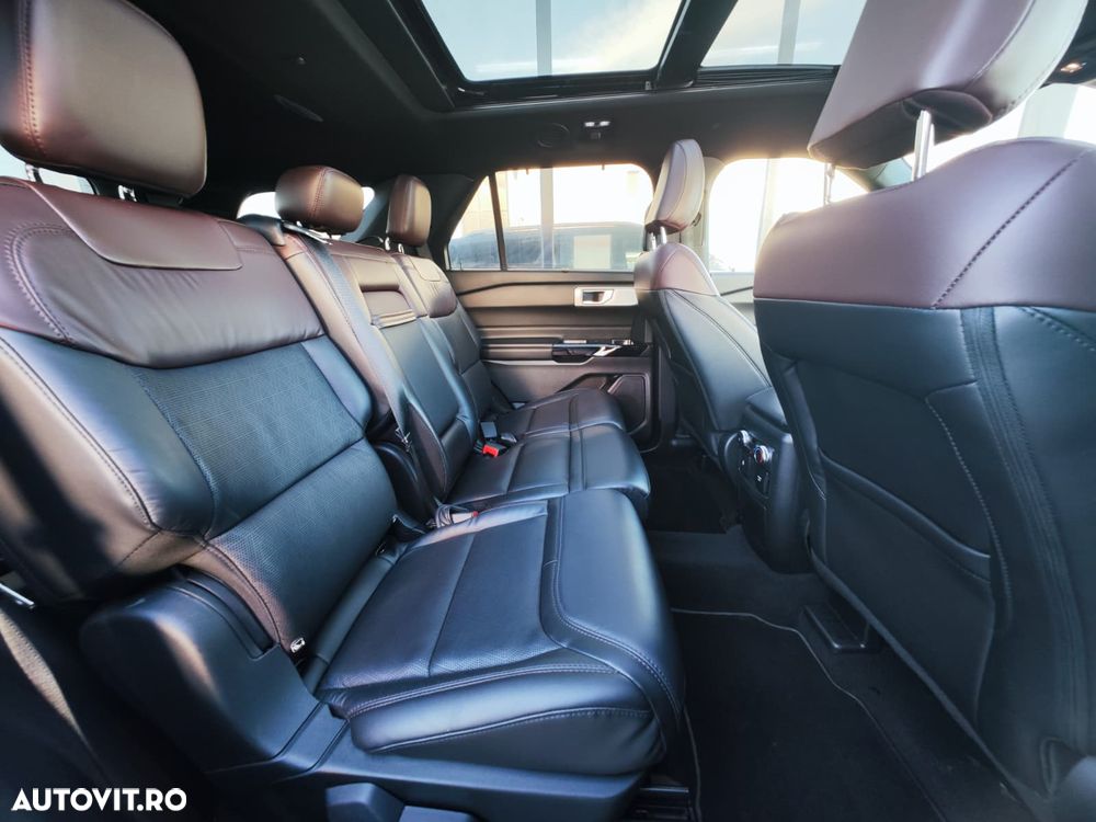 Ford Explorer 3.0 PHEV Platinum - 23