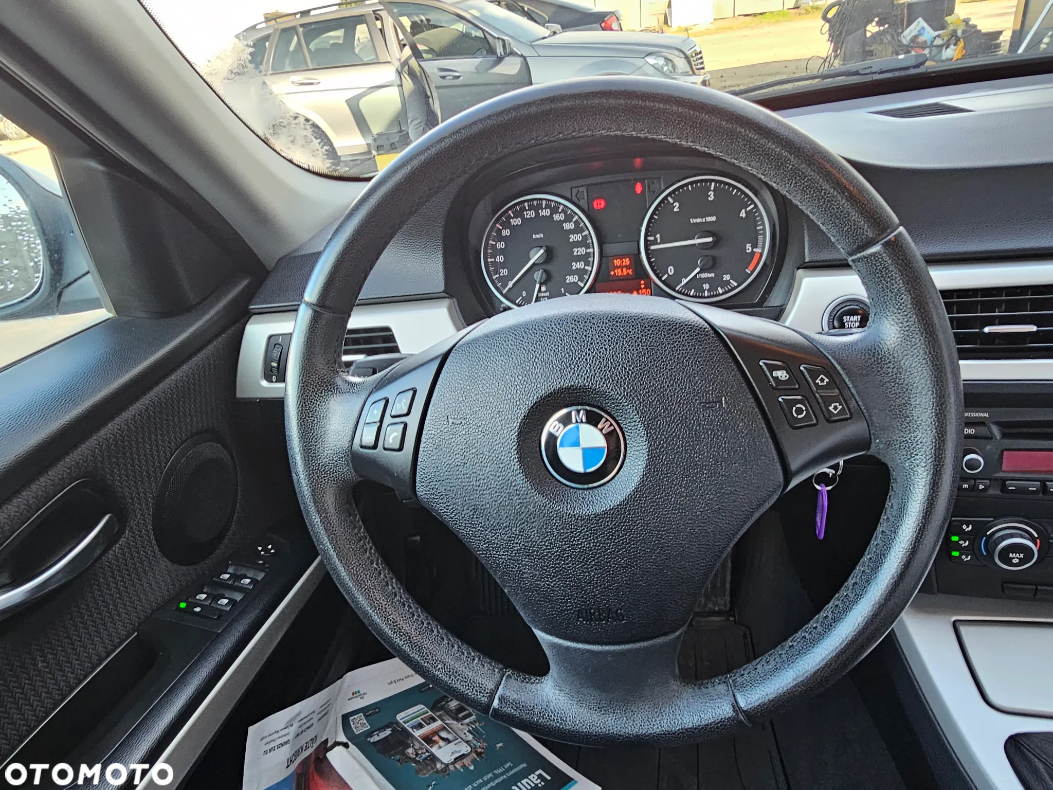 BMW Seria 3 316d - 11