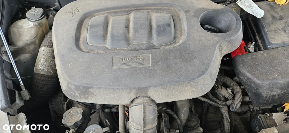 Chevrolet HHR 2,4 benzyna 125kW 170KM 2008r silnik LE5 lak. 75U 5-bieg manual - 7