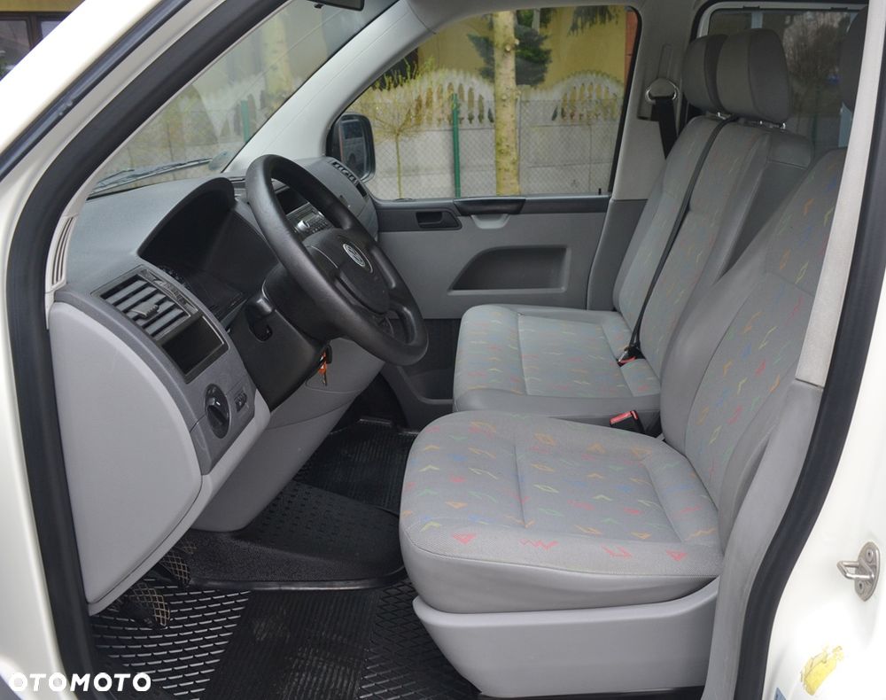 Volkswagen Transporter - 7