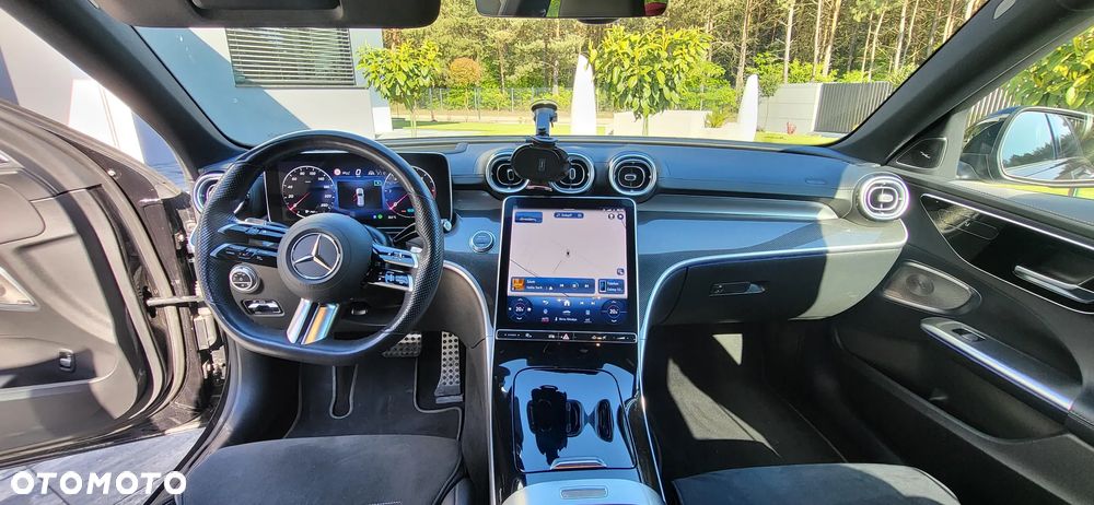 Mercedes-Benz Klasa C 300 d T 9G-TRONIC Edition AMG Line - 19