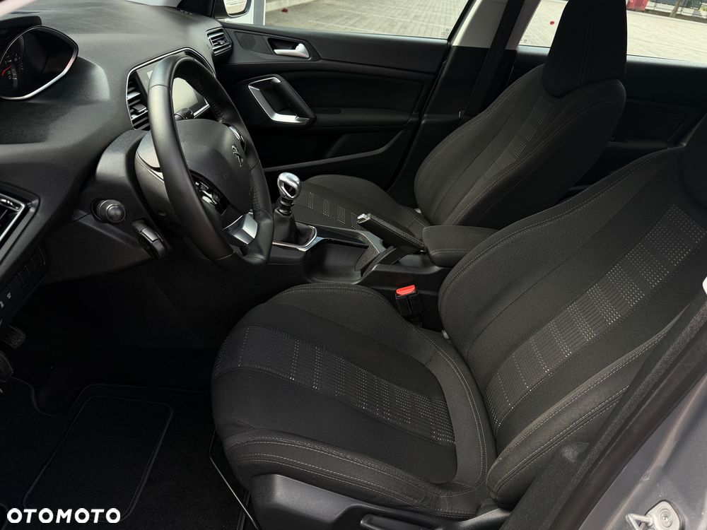 Peugeot 308 1.6 HDi Premium - 25
