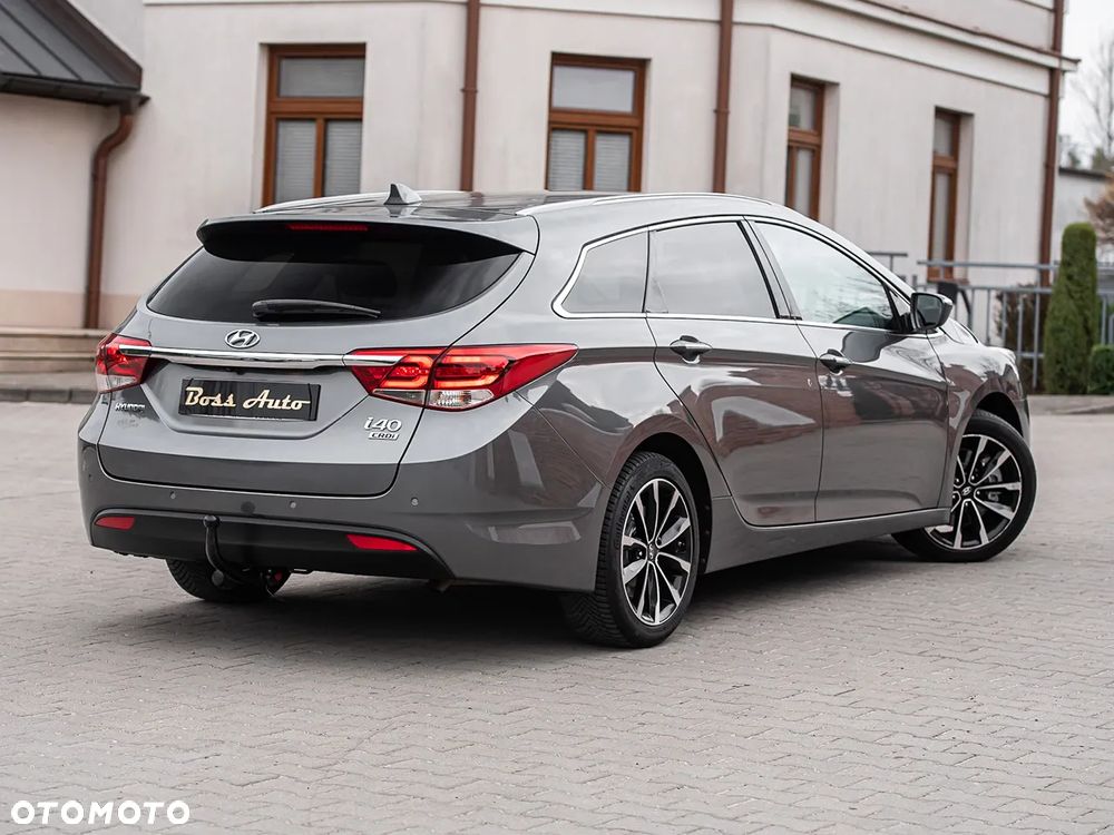 Hyundai i40 Kombi blue 1.7 CRDi DCT Premium - 14