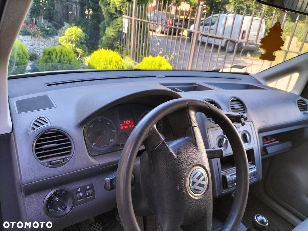 Volkswagen Caddy - 6