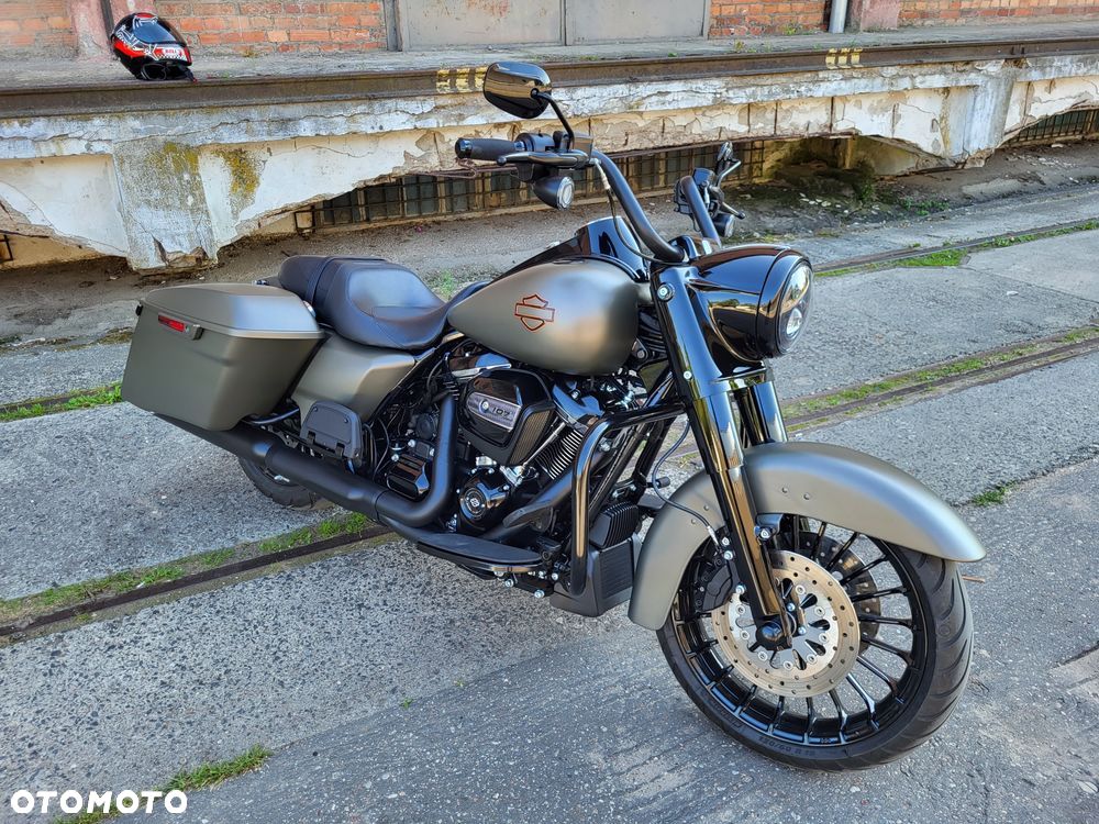 Harley-Davidson Touring Road King - 4