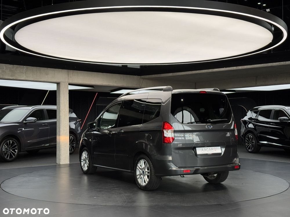 Ford Tourneo Courier 1.0 EcoBoost Titanium - 4