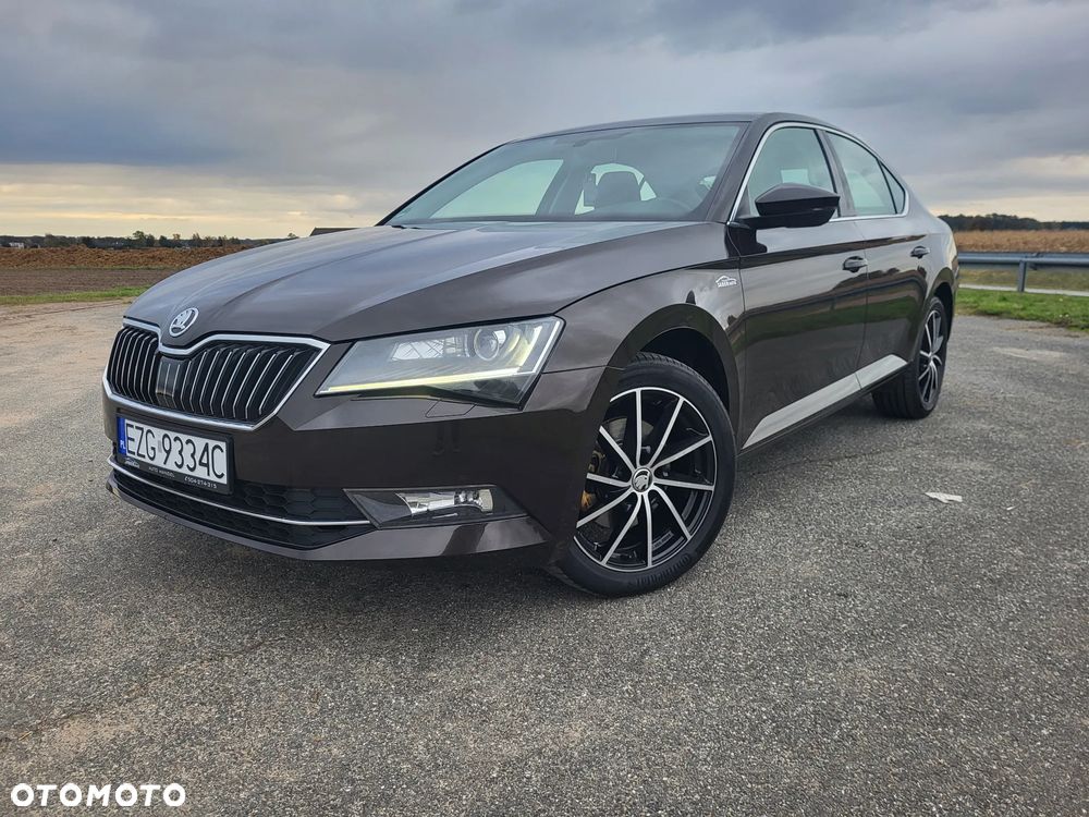 Skoda Superb 2.0 TDI 4x4 Ambition - 1