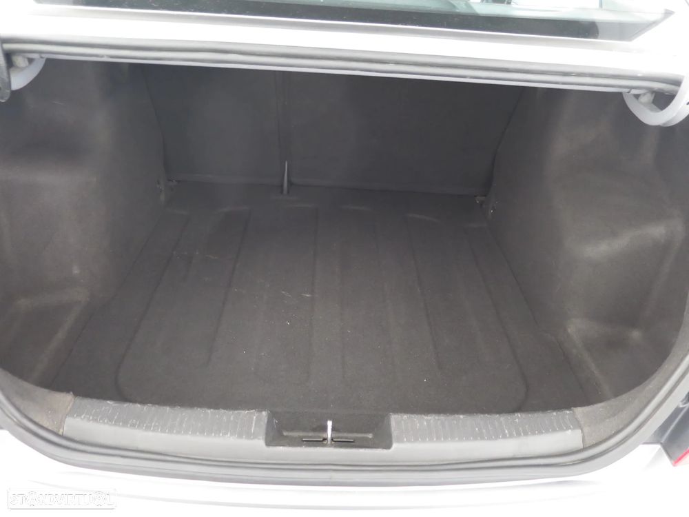 Chevrolet Aveo 1.3 VCDi LT - 12