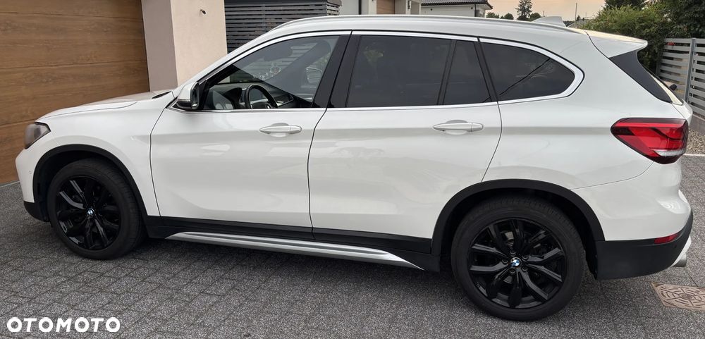 BMW X1 xDrive25i xLine - 5
