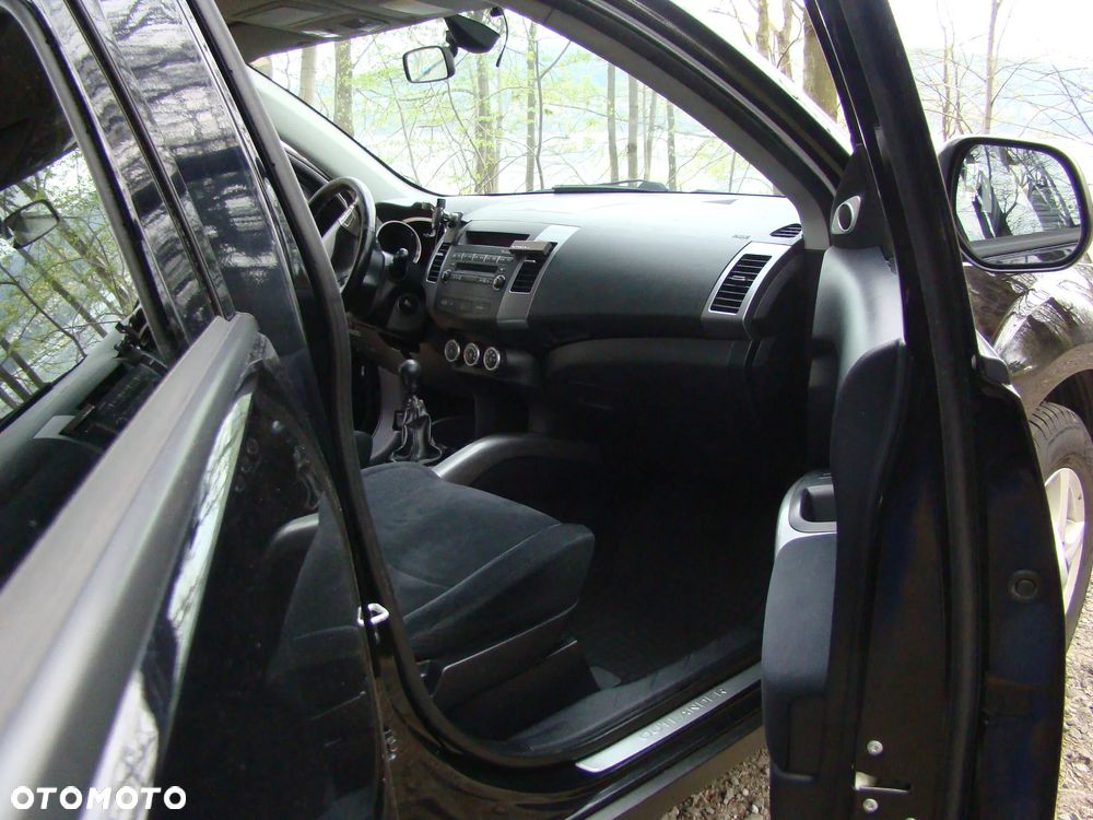 Mitsubishi Outlander 2.0 DID Invite - 4