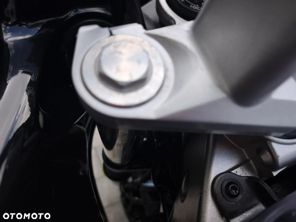 Yamaha FZ6 - 21