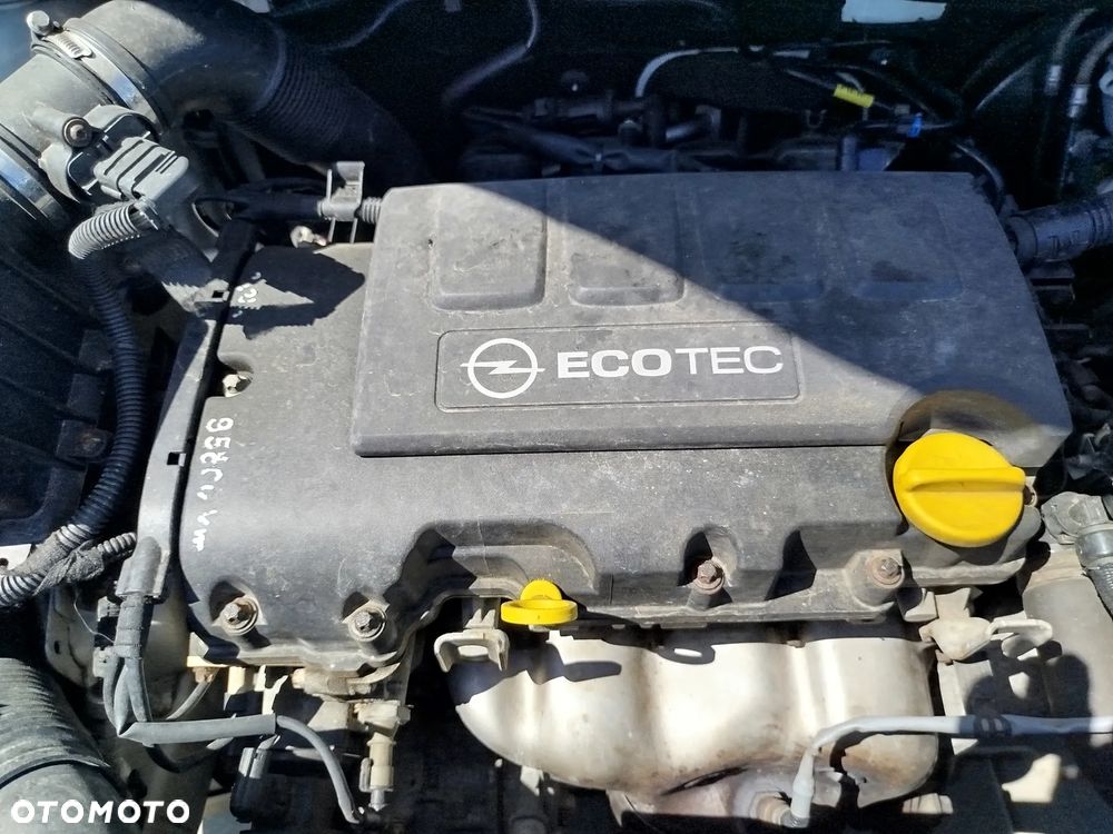 Opel Corsa - 28