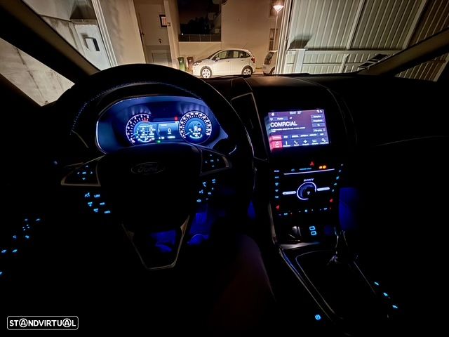 Ford S-Max 2.0 TDCi Titanium - 17