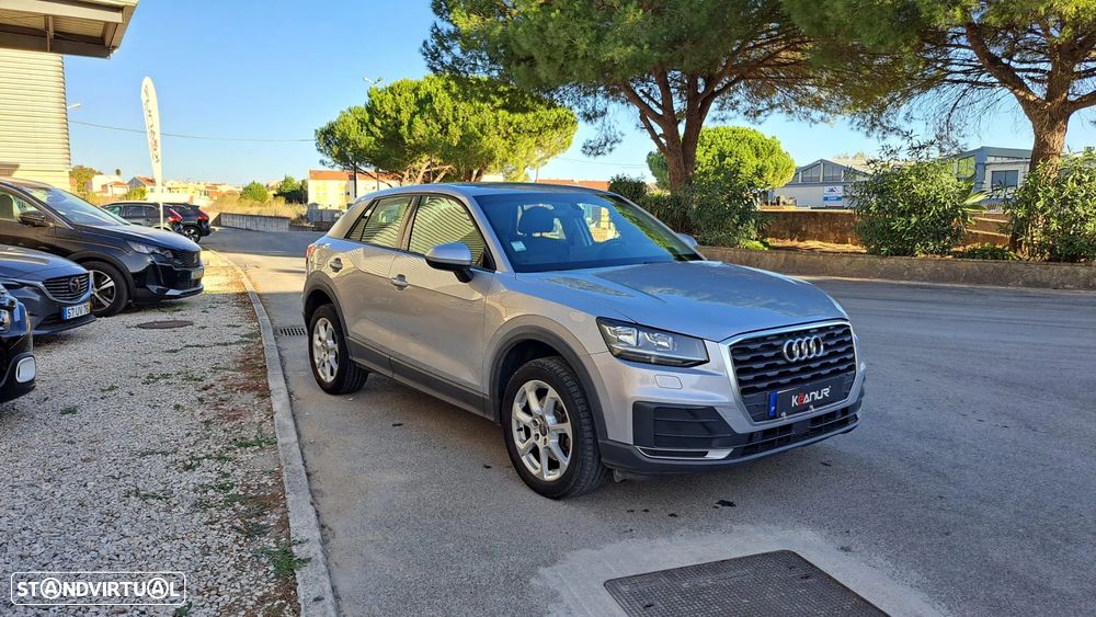 Audi Q2 1.6 TDI Design - 12