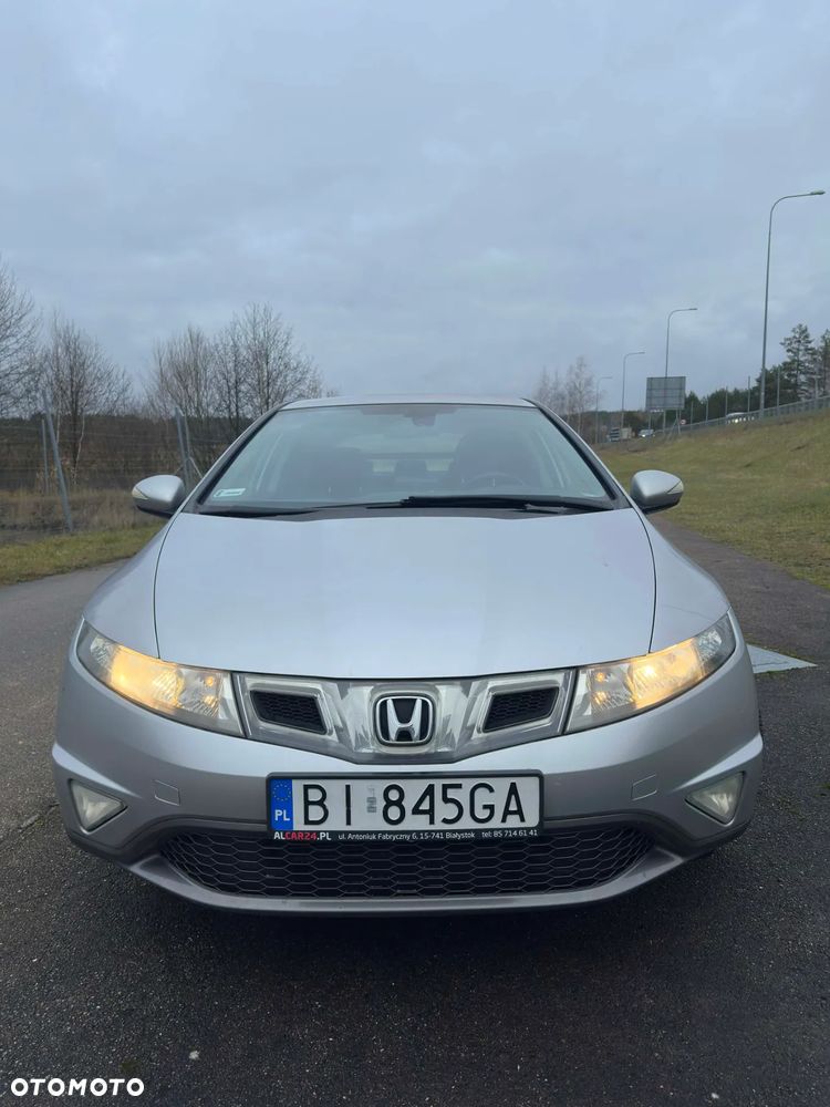 Honda Civic 1.8 Executive - 9