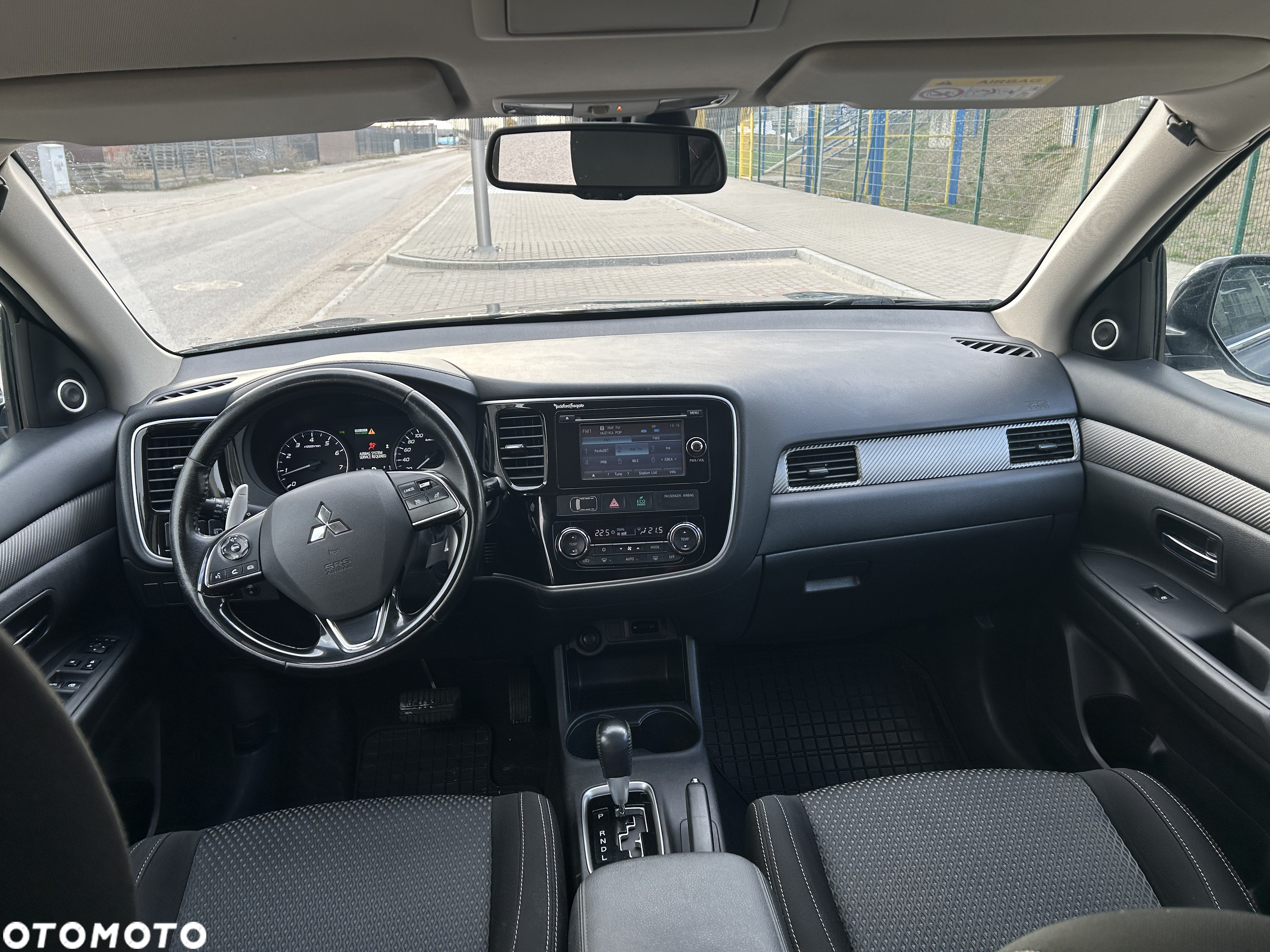 Mitsubishi Outlander 2.0 Intense + 4WD CVT - 6