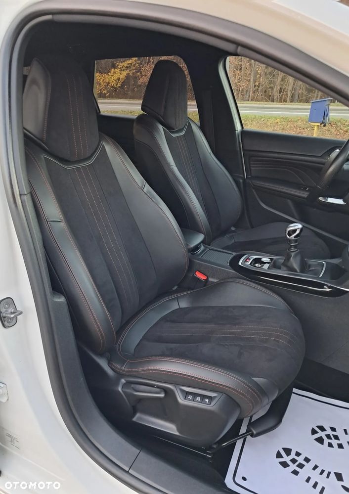 Peugeot 308 BlueHDi 130 Stop & Start GT - 11