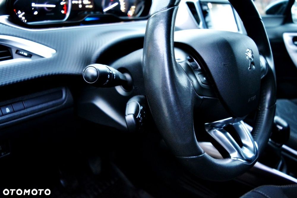 Peugeot 2008 1.2 VTi/Pure Tech Access - 21