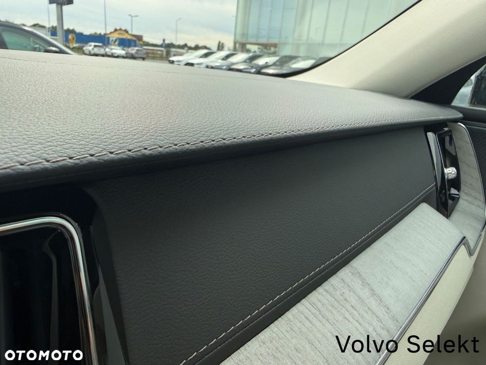 Volvo XC 60 - 18