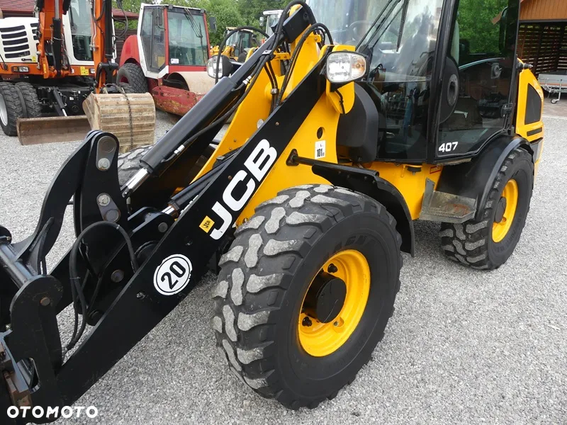 JCB 407 T4 z Niemiec / 2790mtg / BEZ DPF / - 24