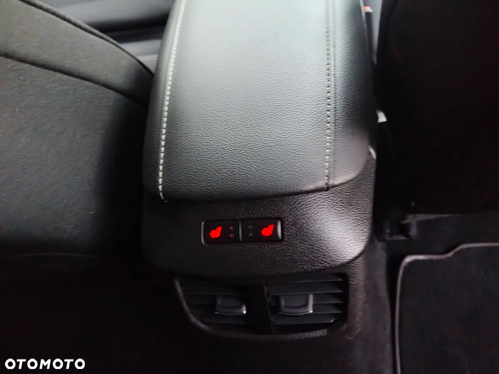 Ford Mondeo - 16