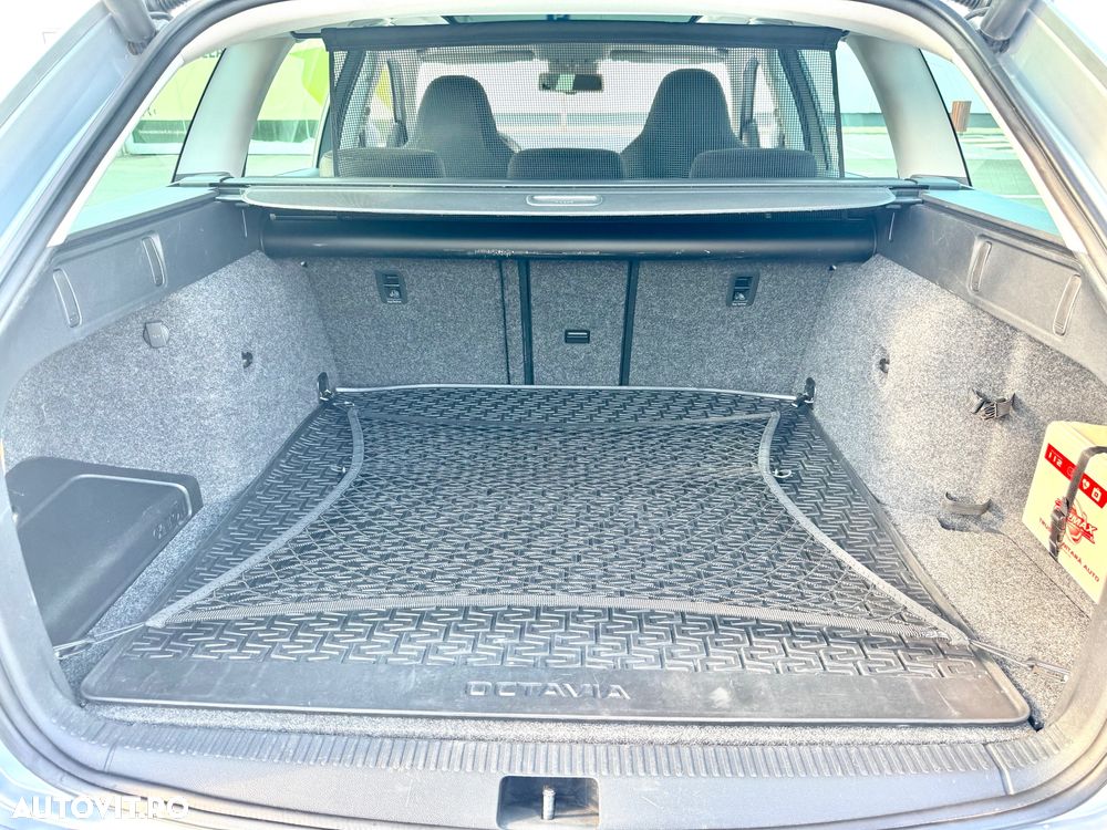 Skoda Octavia 2.0 TDI DSG Style - 15