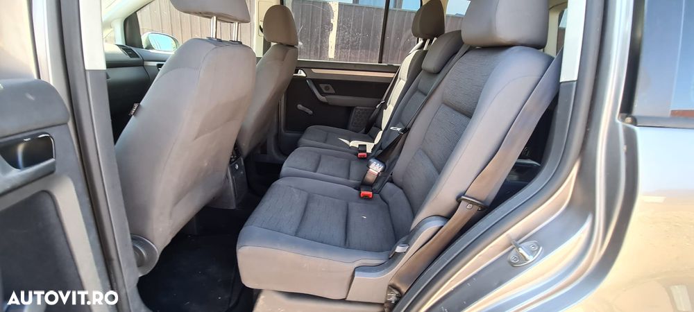 Volkswagen Touran 1.9 TDI DPF Conceptline - 15