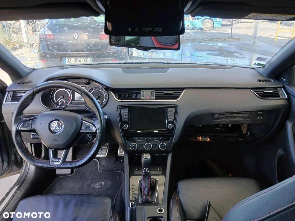 Skoda Octavia 2.0 TDI RS DSG - 12