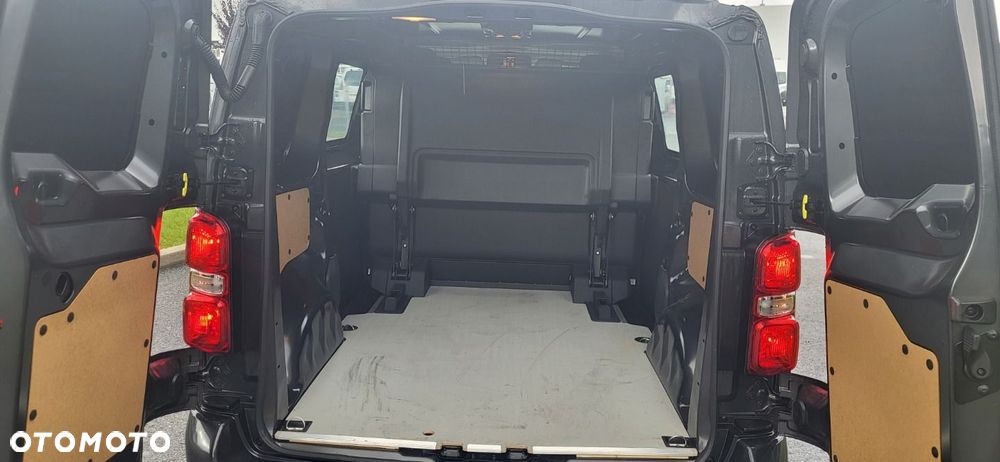 Opel Vivaro - 8