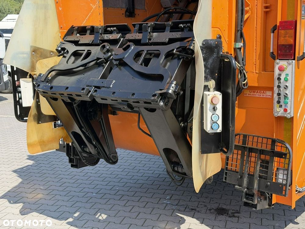 DAF LF 55.300 Śmieciarka Komunal Partner KP 16V Mały Przebieg - 22