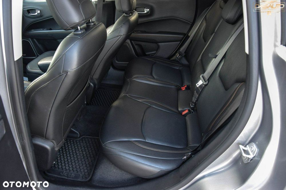 Jeep Compass 1.4 TMair Limited 4WD S&S - 27