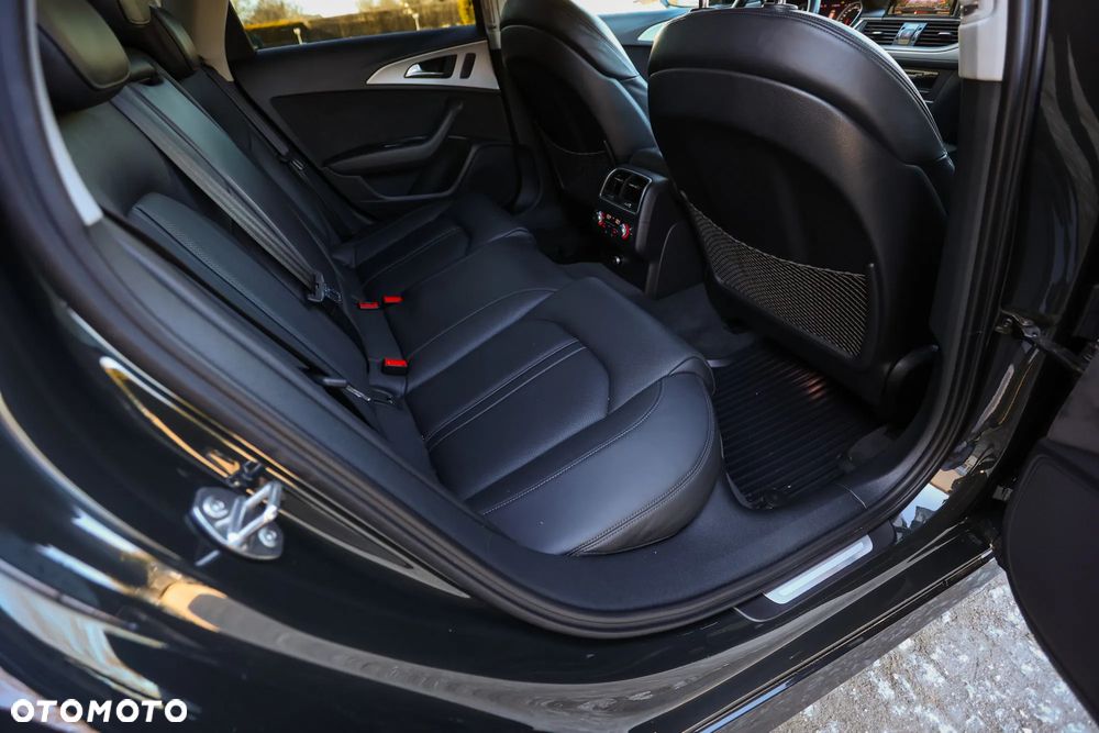 Audi A6 Avant 2.0 TDI Ultra DPF S tronic - 28