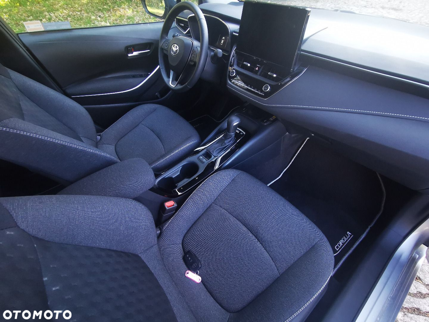 Toyota Corolla - 13