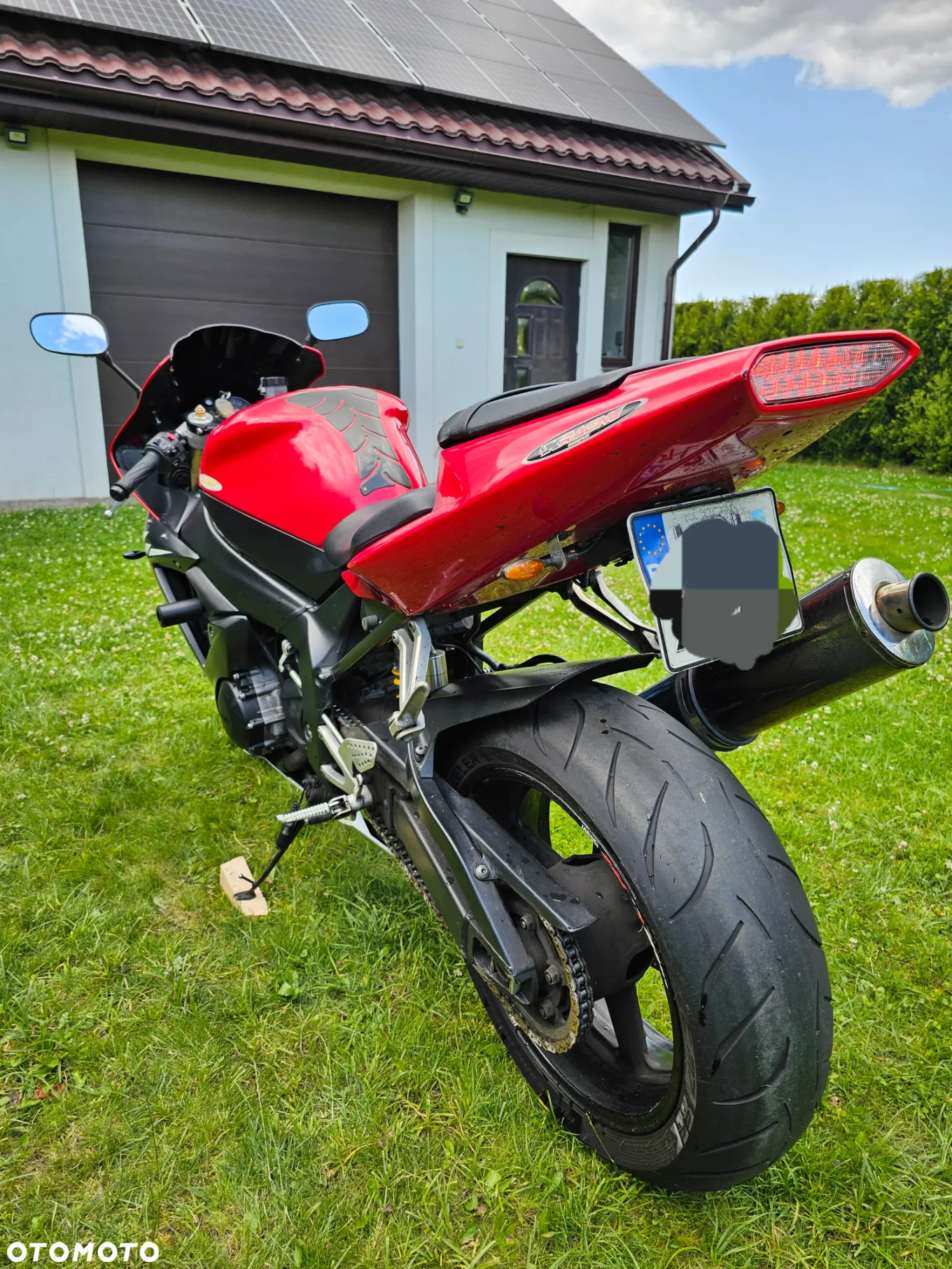 Yamaha R1 - 13