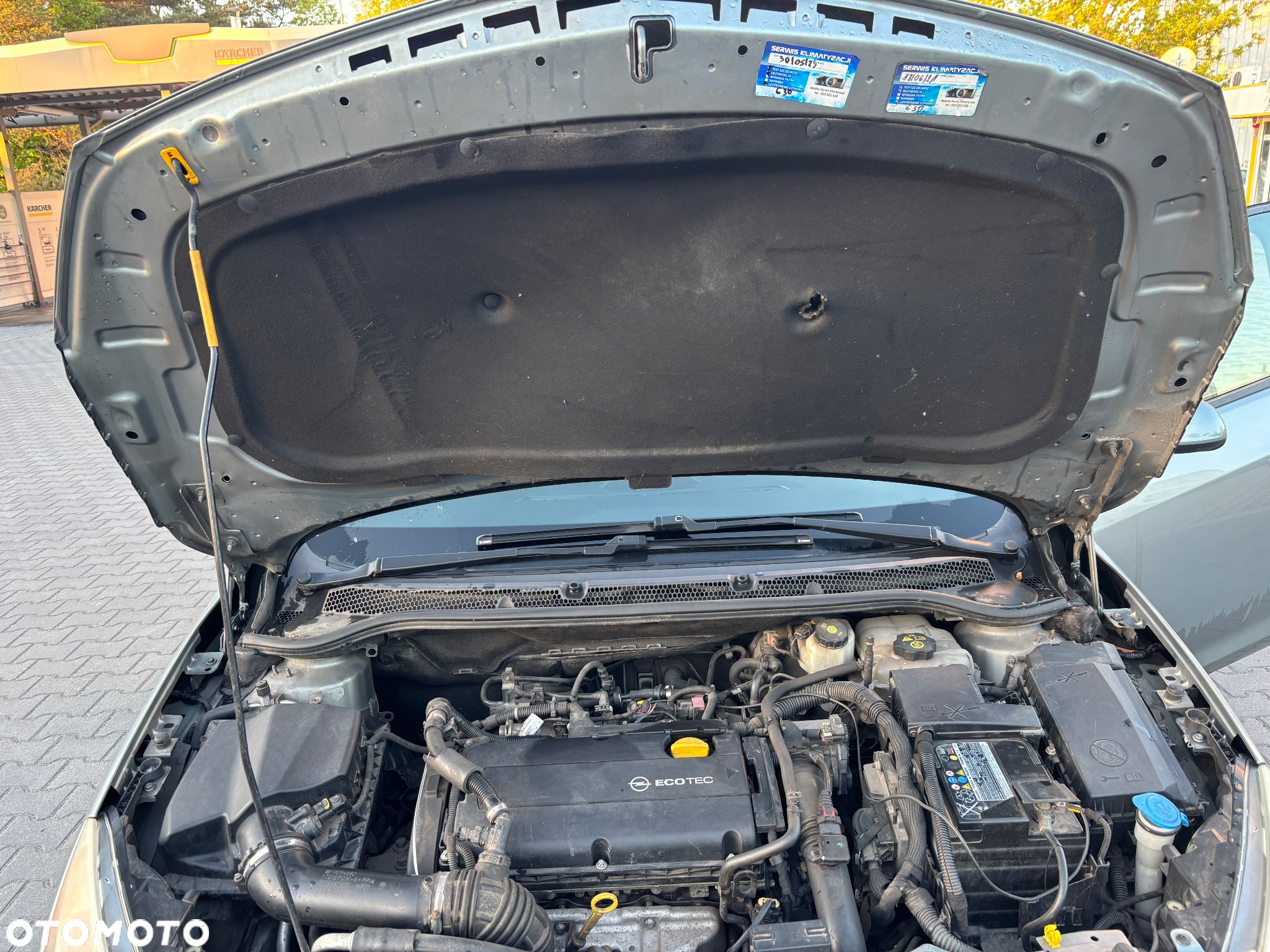 Opel Astra IV 1.6 T Sport - 12