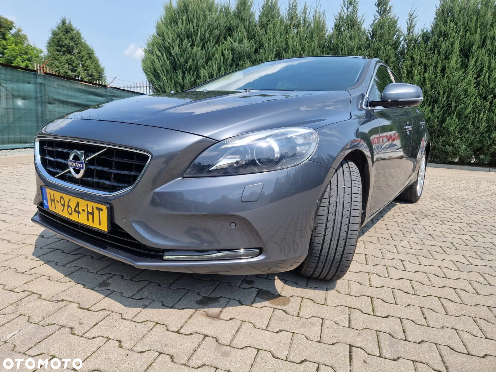 Volvo V40 D2 Summum - 4