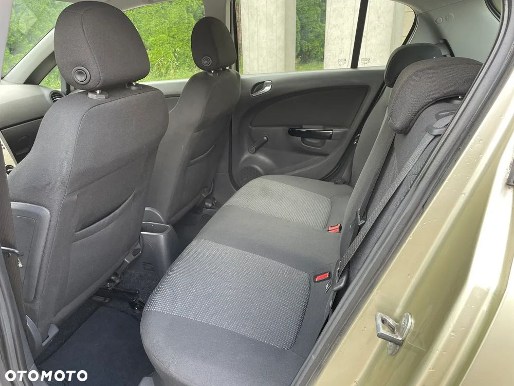 Opel Corsa - 12