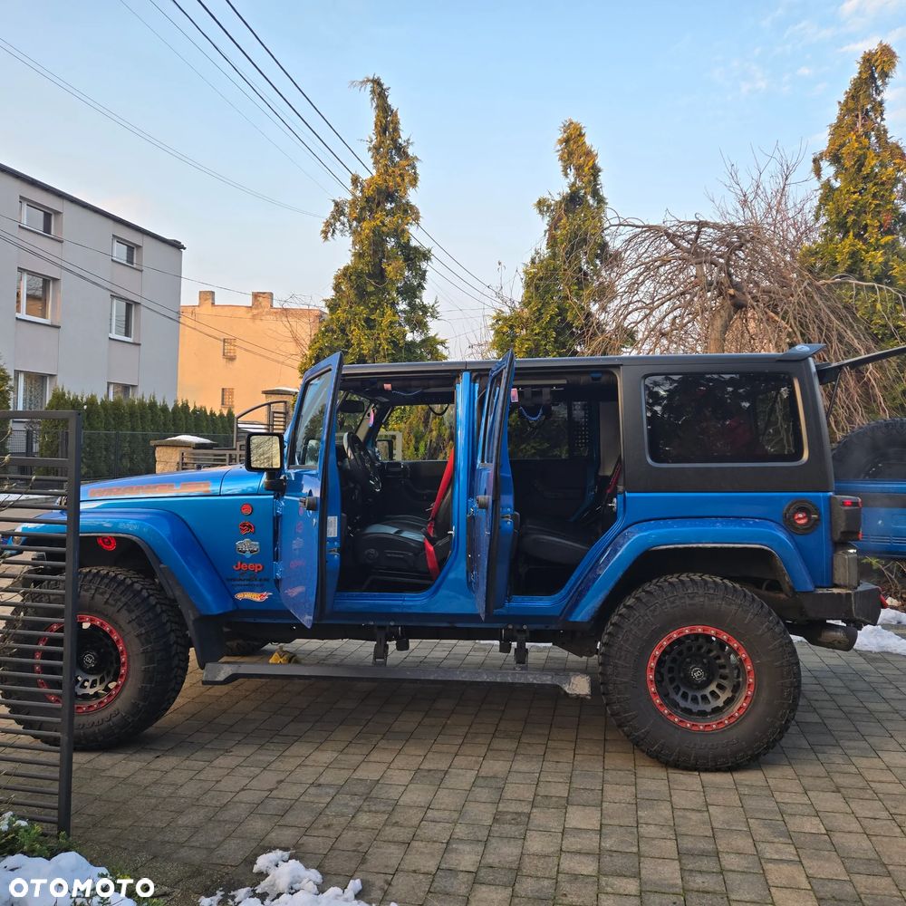 Jeep Wrangler 3.6 Unlim Sahara - 6