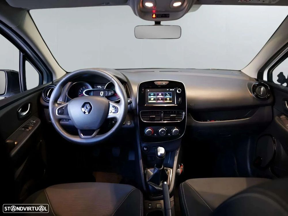 Renault Clio Sport Tourer - 8