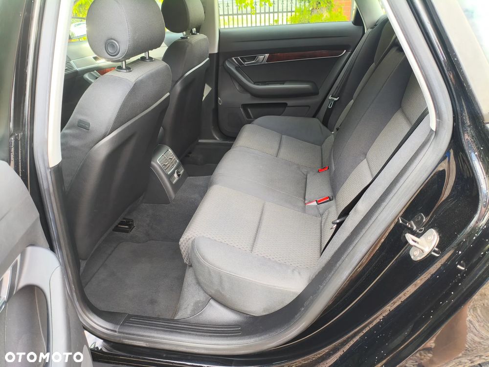 Audi A6 Limousine 2.4 - 10