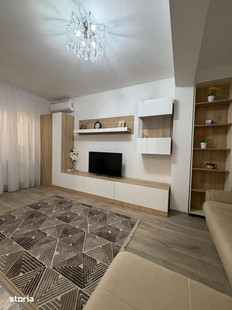 Vanzare apartament 1 camera, in Galati, Sid-Vest, etaj 1, renovat — fotografia 1