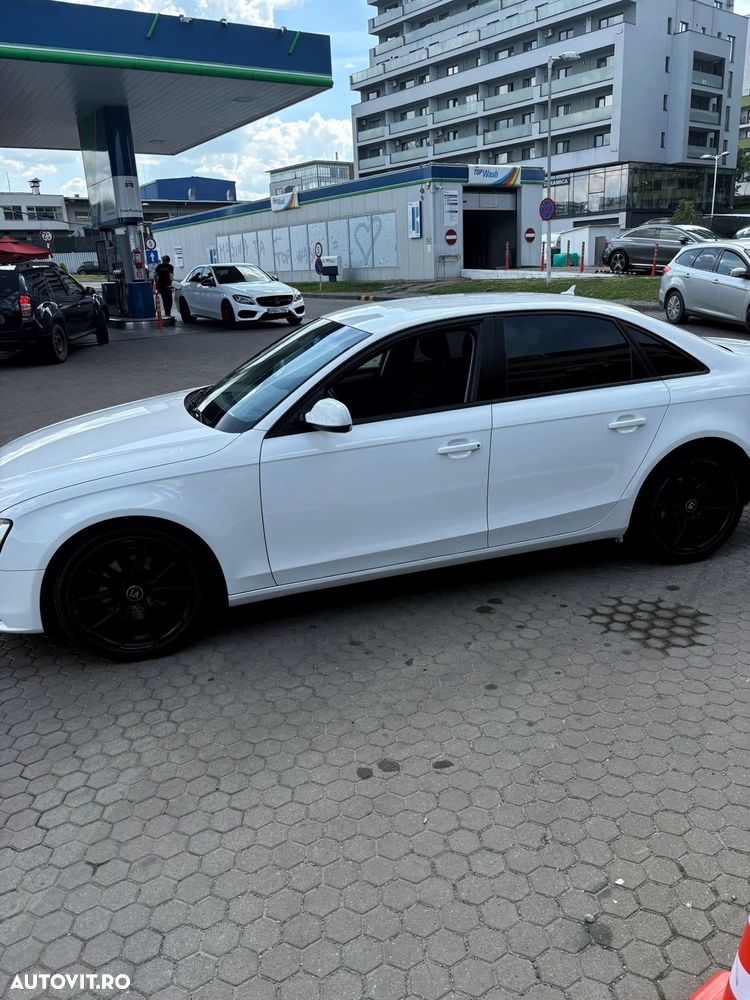 Audi A4 - 1